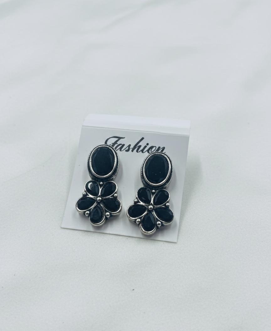 Vintage-Inspired Black Stone Antique Dangle Earrings for Women