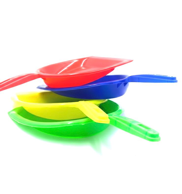 Colorful Plastic Dustpan for Kitchen and Household Cleaning Tasks